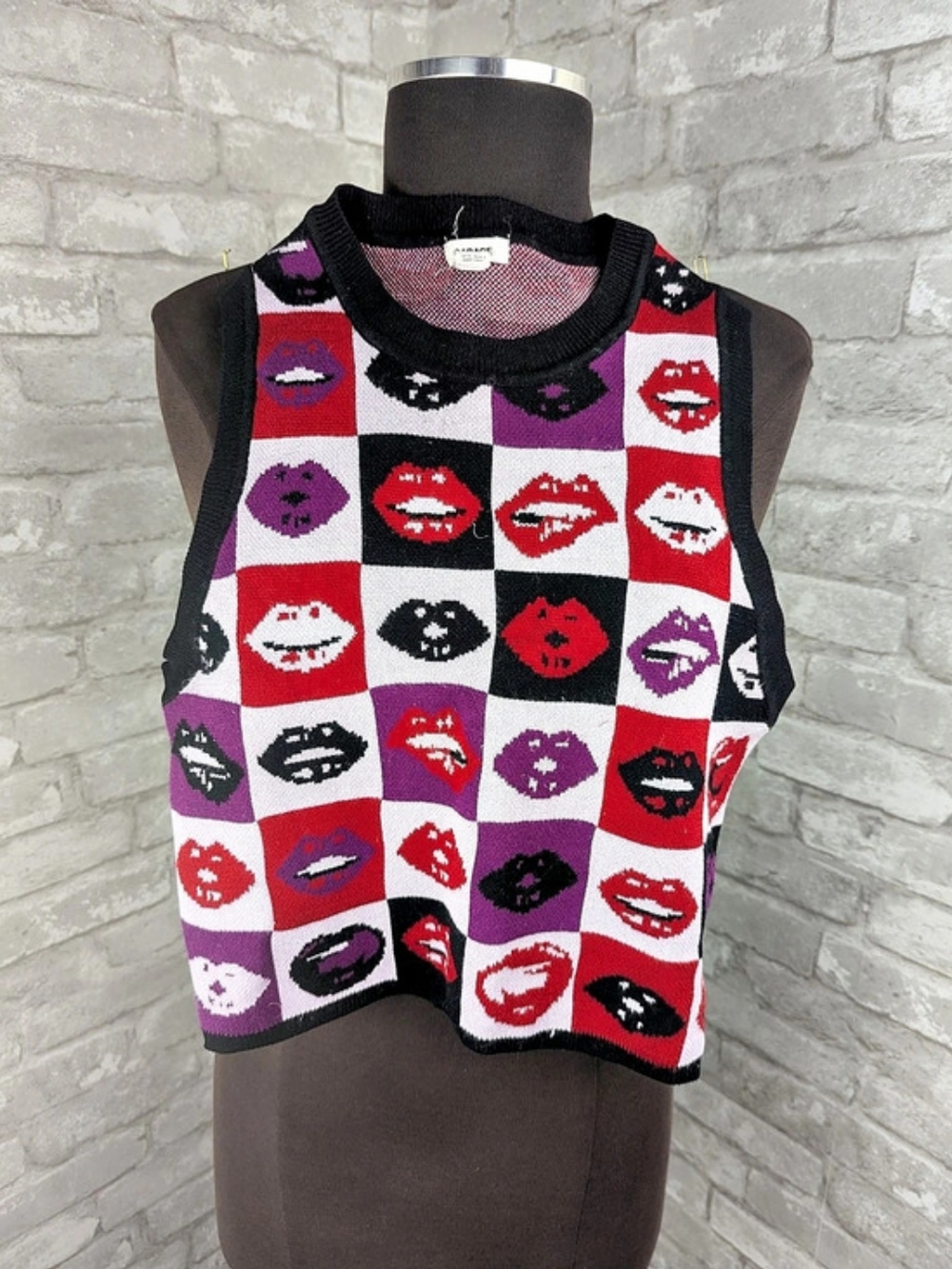 Garage Checkered Lip Graphic Knit Cardigan Tank Top Size Medium Like New